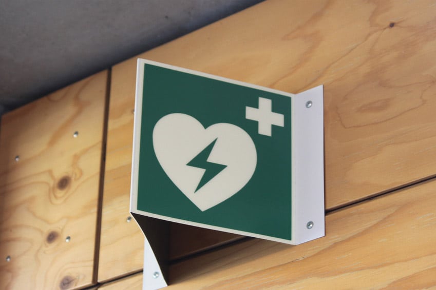Defibrillator Standort Hinweisschild