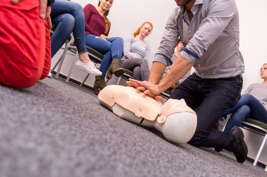 ResQ Care Defibrillator Schulung
